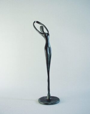 Sculptuur Ballerina armen hoog